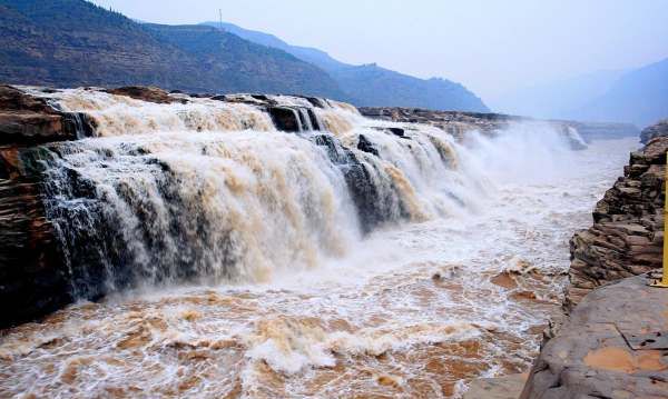 壶口瀑布在哪个市,陕西壶口瀑布在哪个市哪个县图4