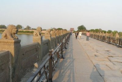 ​卢沟桥在哪，卢沟桥位于哪里哪个省？