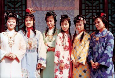 ​逮二两多少钱一瓶(二配多少钱一个点)