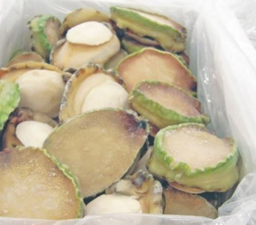 鲍鱼中间白色的能吃吗