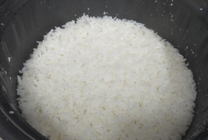 高压锅蒸米饭需要多长时间熟