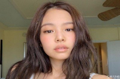 ​脸部缺水和过敏有什么区别 如何判定是缺水性过敏