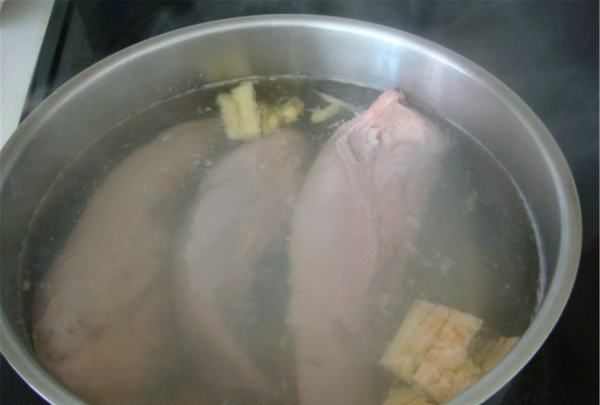 猪舌一般煮多长时间,猪舌煮多长时间能煮熟图5