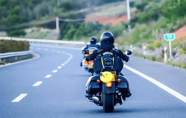 摩托车上高速限制车型吗（摩托车可以上高速的省份）