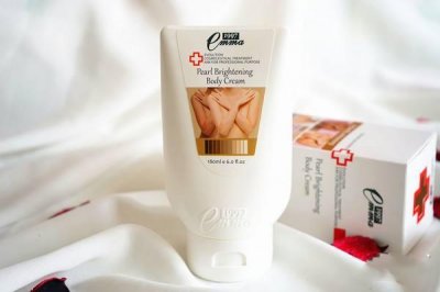 ​润肤霜过期了可以用吗 怎么判断润肤霜变质了