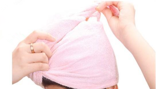 直接套头的干发帽怎么使用,干发帽怎么戴图5