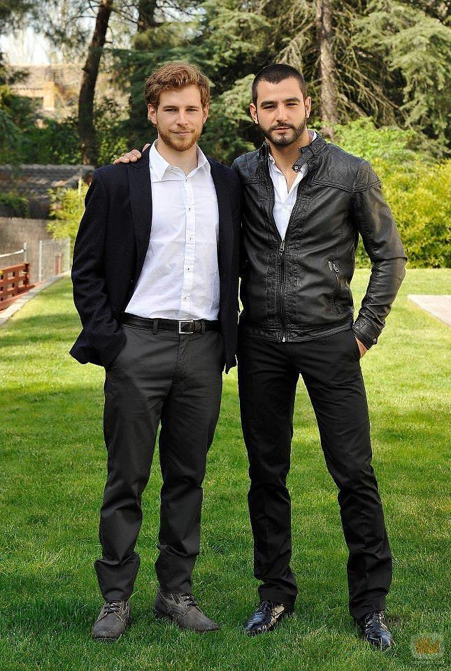 安东尼奥·委拉斯凯兹个人资料写真作品