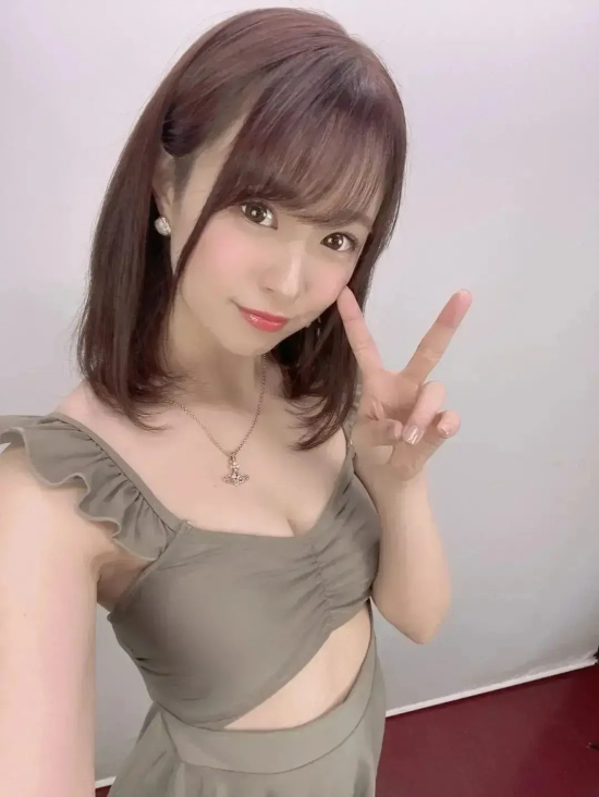 看似温柔却又极有计划的二宫光写真鉴赏，十亿男人的梦想！