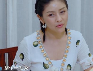 ​胡可个人资料（胡可自曝跟沙溢领证那天）