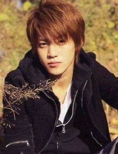 ​小栗旬老婆叫什么（曝小栗旬3度当爸！老婆山田优已在美国秘密生产，此前晒照