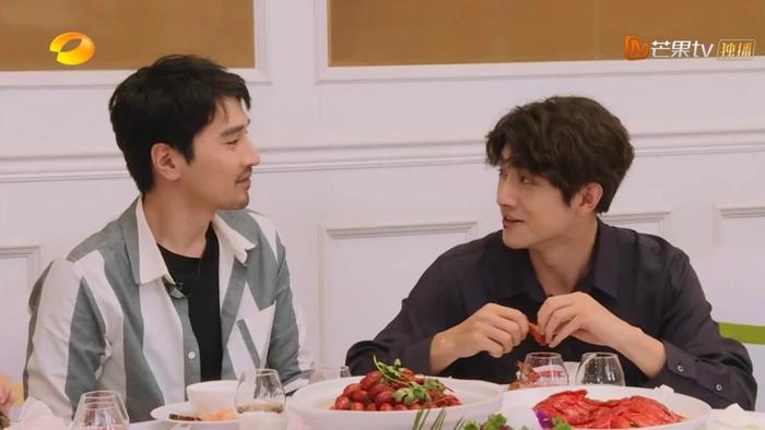 林更新赵又廷在《快乐大本营》秀恩爱,网友: 就不怕高圆圆吃醋吗?