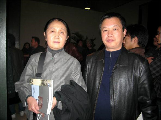 陈丹青女儿陈夜谭照片有几任妻子感情生活 陈丹青与妻子女儿图