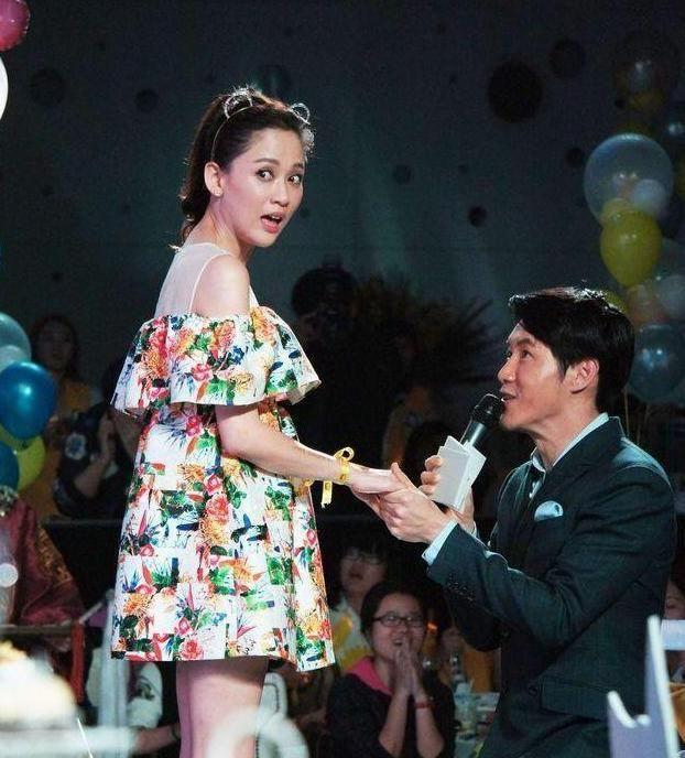 39岁陈乔恩被爆好事将近？他两度下跪表白，坦言只要陈乔恩需要