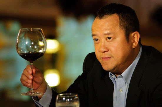 刘德华曾拿10万帮助蓝洁瑛,二人是何关系?难怪华仔红三十年!