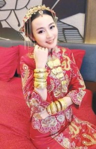 ​刘谦女友李蕴（曾与刘谦有过一段情如今家庭幸福）