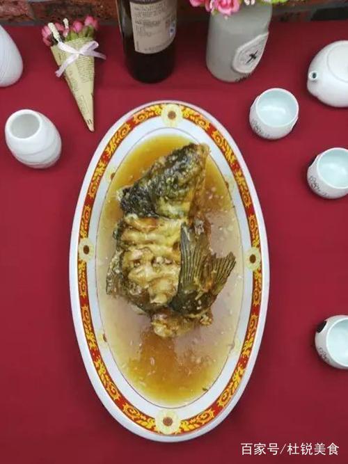 糖醋黄河鲤鱼详细做法 更有传统糖醋汁调配方法!