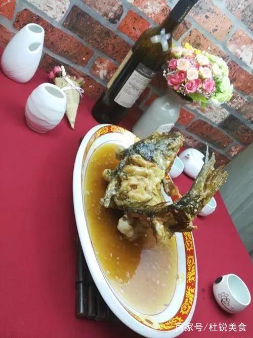 糖醋黄河鲤鱼详细做法 更有传统糖醋汁调配方法!