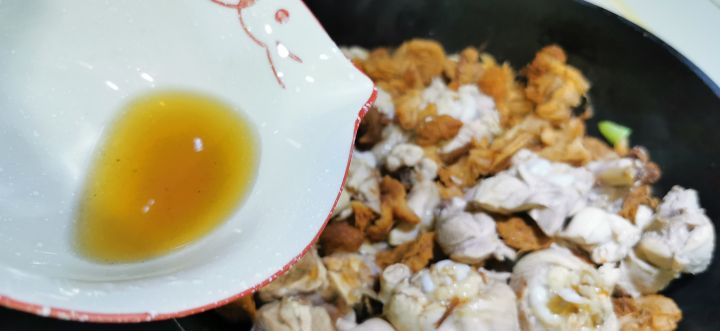 猴头菇鸡汤（简单又好喝的猴头菇鸡汤做法）