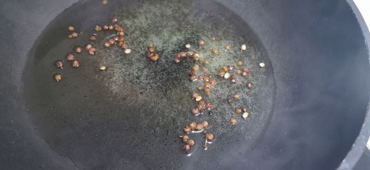 猴头菇鸡汤（简单又好喝的猴头菇鸡汤做法）