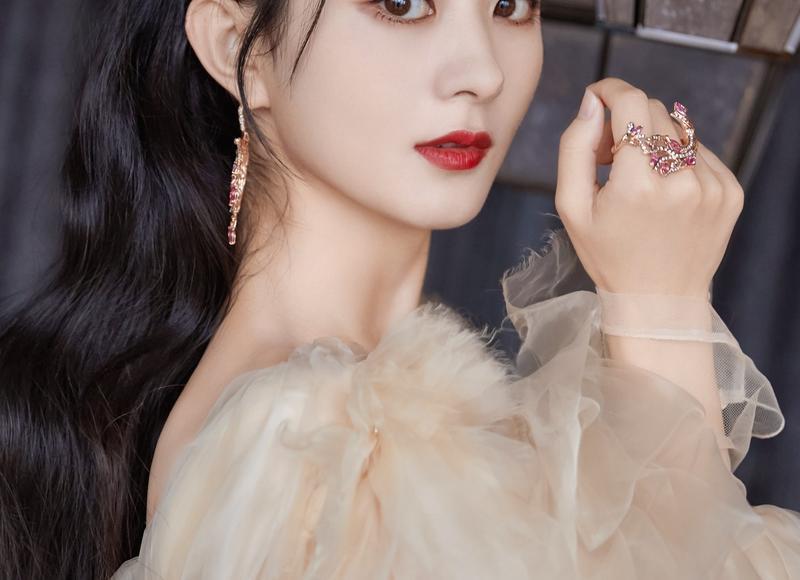  怀孕的时候老公出轨要不要离婚