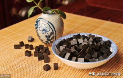 ​医生提醒：女性想要补血，别只吃红枣红糖，这2类食物更有效！