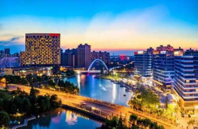 ​外滩灯光秀时间表2023(上海外滩灯光秀时间)