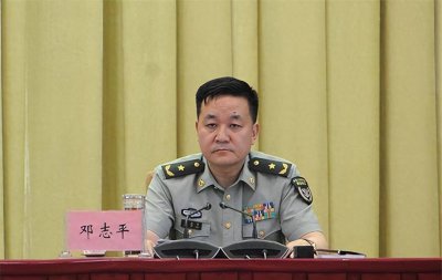 ​邓志平：老山轮战2立战功，57岁升陆军中将副司令，没能安全着陆
