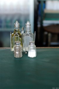 ​白醋可以洗掉霉斑吗，白醋小苏打是去除霉斑最快的方法真的能行？