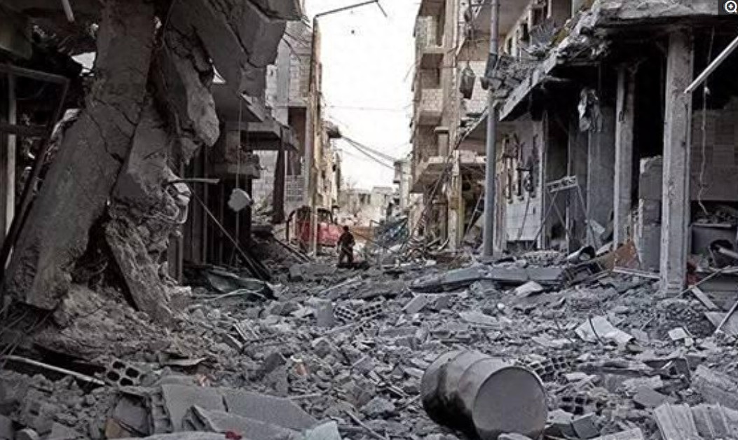 传奇狙击手的一生,一人一枪守一城,杀敌220名