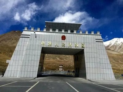 ​新疆红其拉甫囗岸