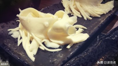 ​重庆火锅里的黄喉是什么？