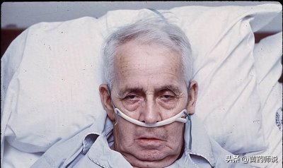 ​人死后埋进棺材，身体会发生什么变化，变成白骨需要多长时间？