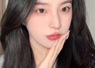 ​头发出油是什么原因导致的（头发爱出油是什么原因）