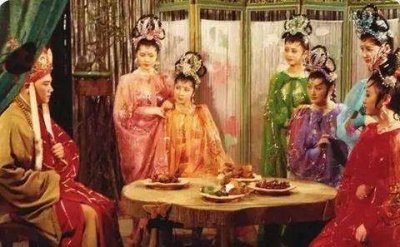 ​中国古典文学作品中的妖女，如何兼备了潮流与传统？