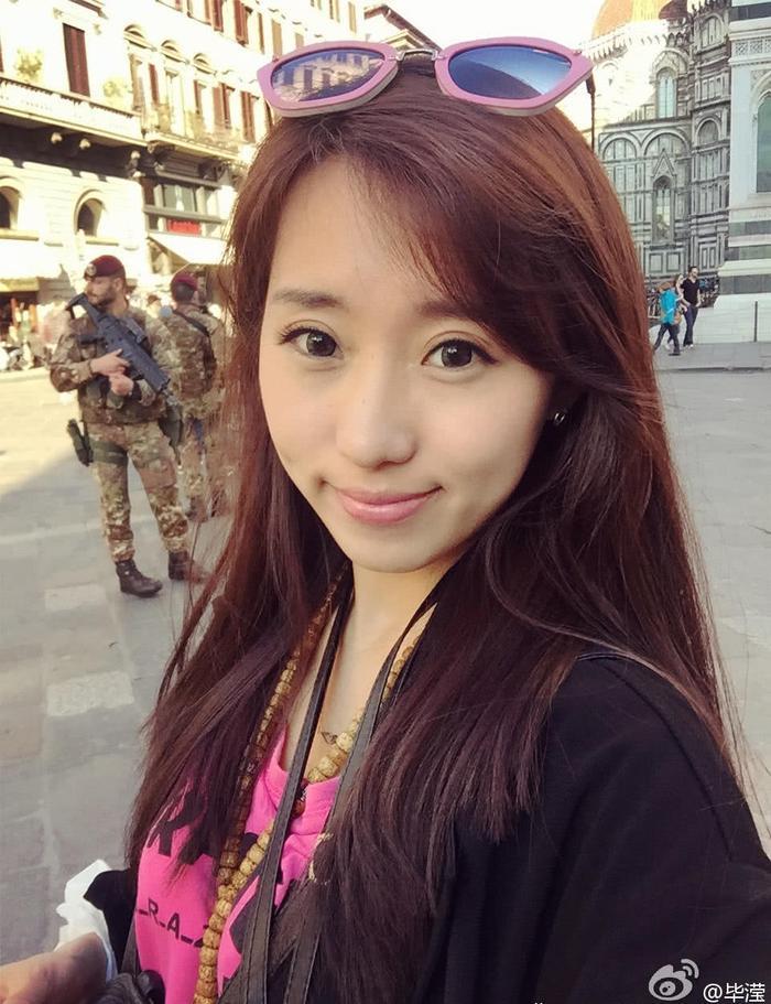 这么抠门的张丹峰对经纪人毕滢却这么大方？洪欣你还管钱吗？