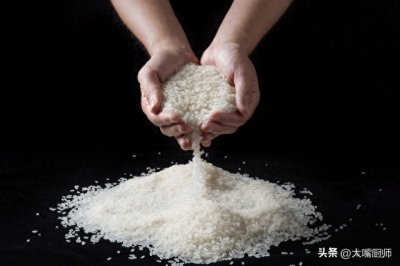 ​大米生虫？别急着暴晒，试试这3个“土方法”，轻松解决，不生虫