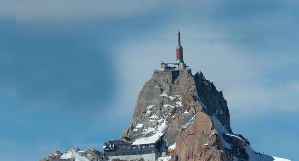 阿尔卑斯山最高峰,阿尔卑斯山脉的最高峰是图3