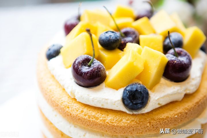 古早蛋糕和戚风蛋糕的区别（古早和戚风具体区别讲解）