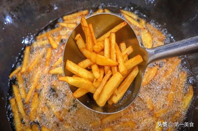 ​薯条怎么炸好吃又脆（家常炸薯条做法教程）