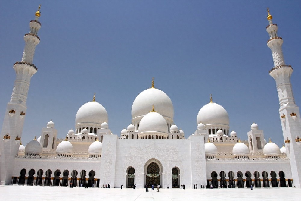 传递石材之美：阿布扎比大清真寺