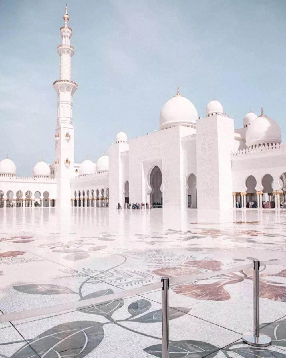 传递石材之美：阿布扎比大清真寺