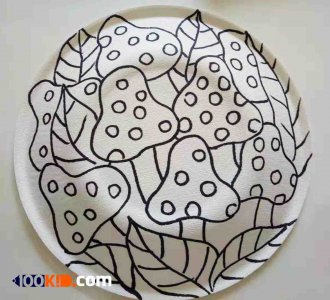 ​原来一次性餐盘可以画出这么有创意的画。附绘画步骤