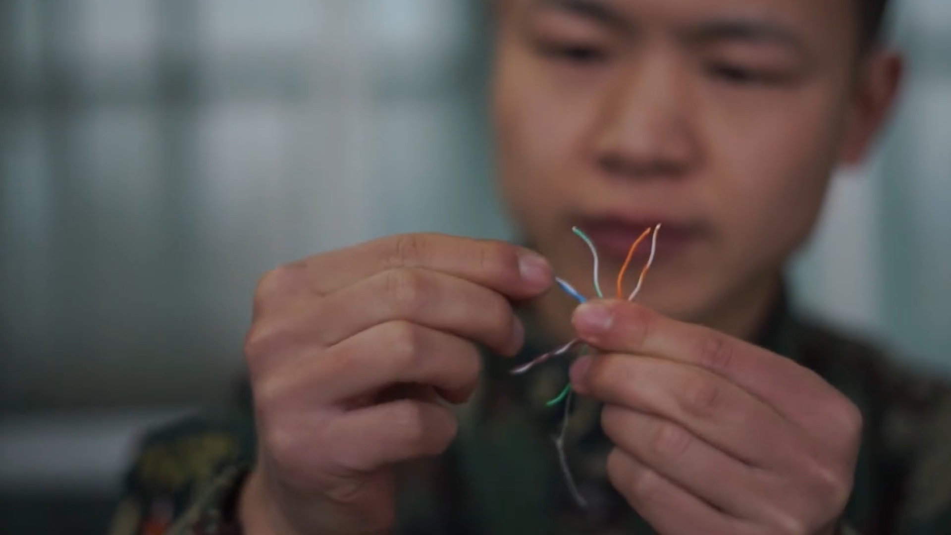 国防光缆挖断了赔偿是什么标准（光缆是干什么用的）(图5)