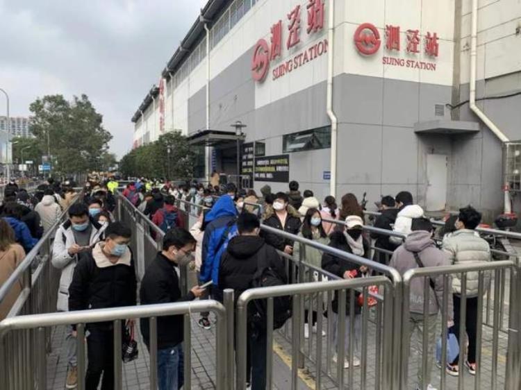上海地铁一号线早高峰拥挤时间段「限流第一天上海早高峰最繁忙的地铁站是这样的」