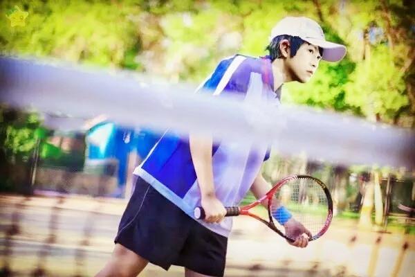 初学网球一个人怎么练 初学网球的基本动作