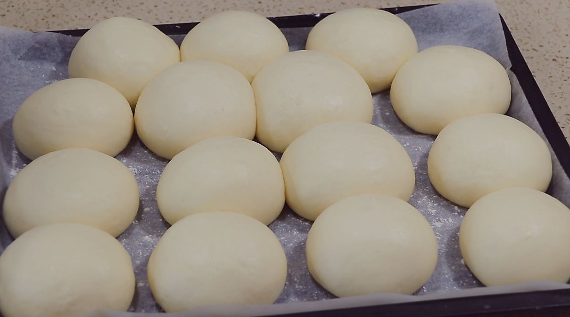 焖馒头的做法大全家常便饭（教你1招蒸出蓬松香软的馒头）