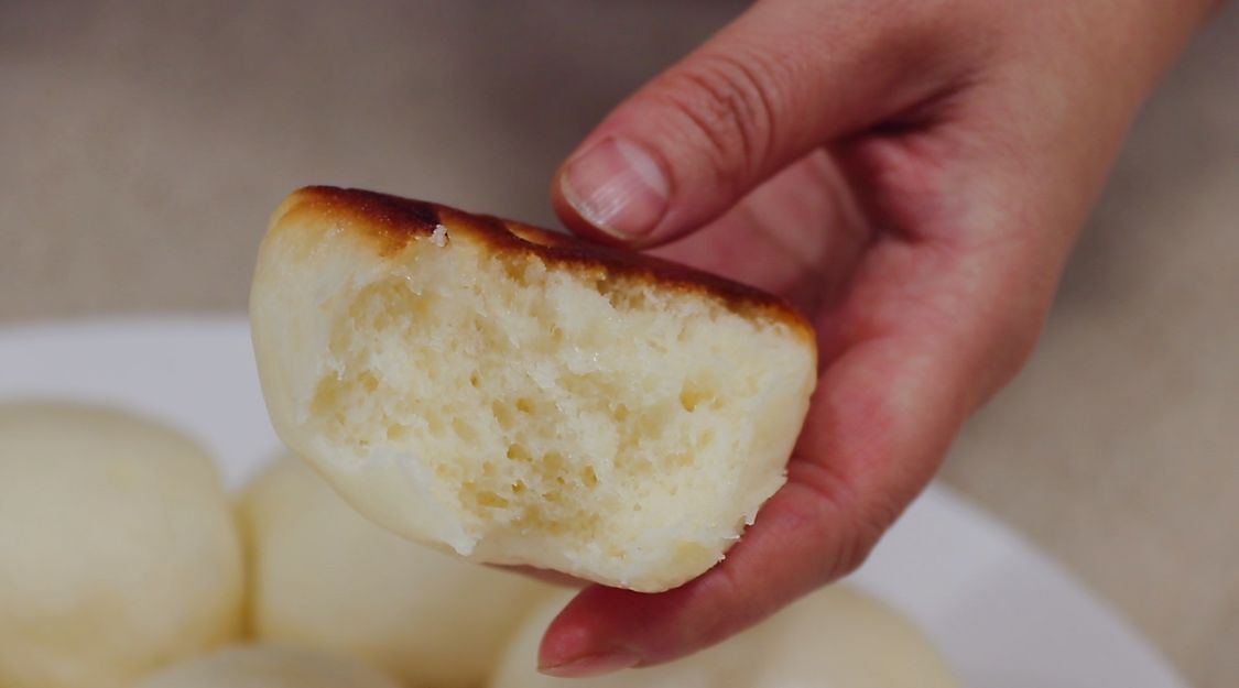 焖馒头的做法大全家常便饭（教你1招蒸出蓬松香软的馒头）