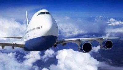 ​第一次坐飞机应该注意(第一次坐飞机要注意哪些事项)