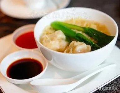 ​香港必试面食——云吞面