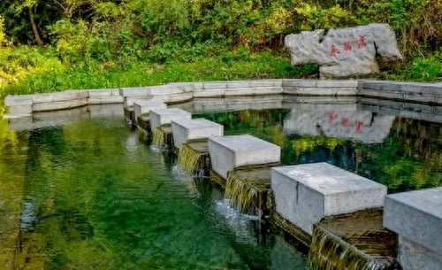 济南72名泉之“百脉泉”